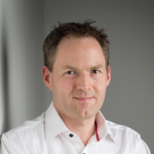 Dr. Etienne Perret